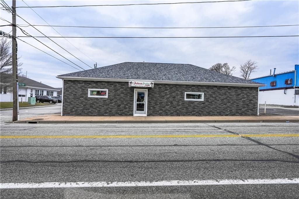 Commercial,Commercial Sale at 77 Main Road, Tiverton, photo 2 of 21