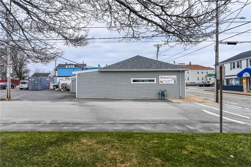 Commercial,Commercial Sale at 77 Main Road, Tiverton, photo 4 of 21
