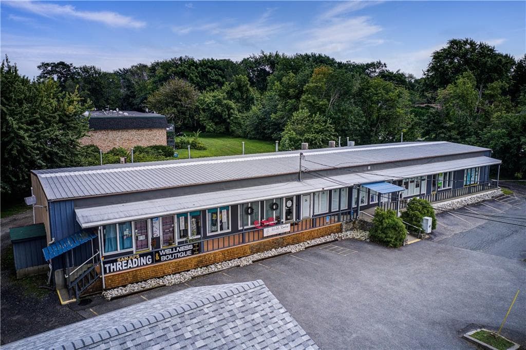 Commercial at 628 Metacom Avenue, Warren, photo 3 of 46