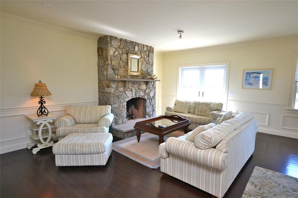 Townhouse,Condominium at 1806 High Street UNIT 3, Block Island, photo 6 of 14