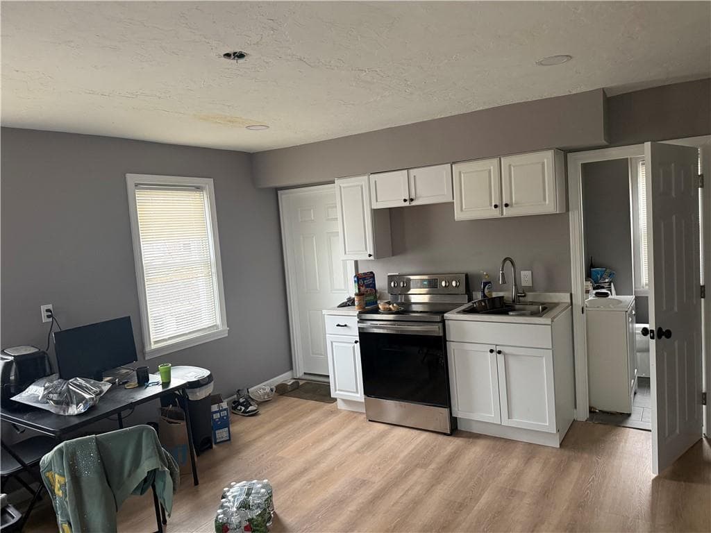 Multi Family at 14 Dome Street, Providence, photo 6 of 10