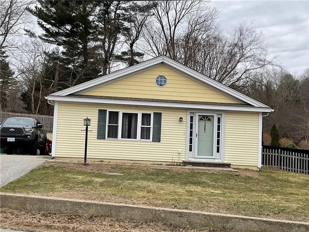 1567 PLAINFIELD Pike photo 3