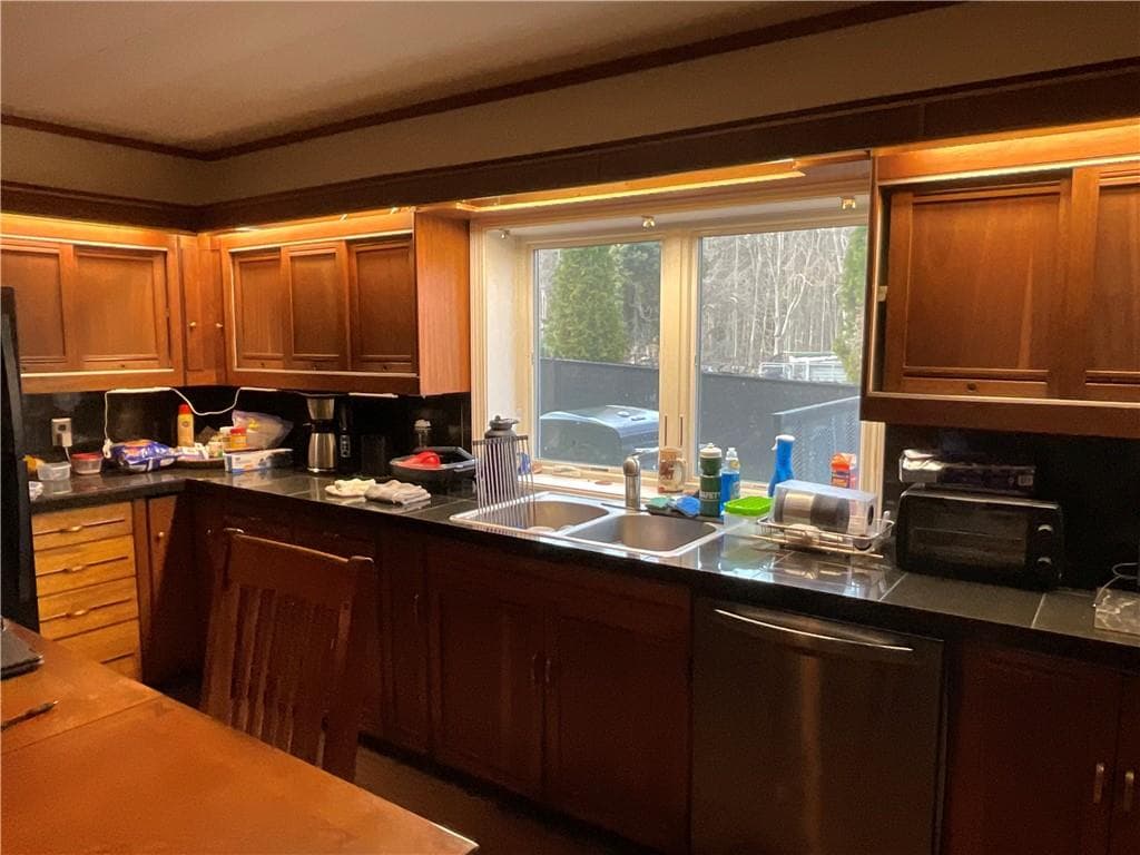 1567 PLAINFIELD Pike photo 8