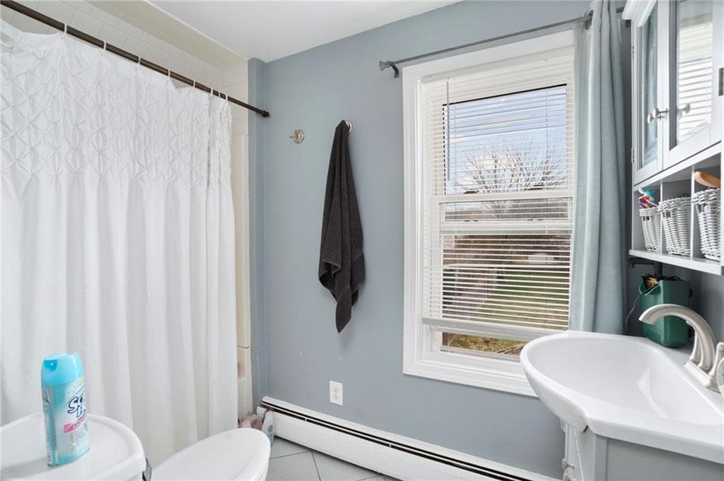 1040 Cranston Street photo 7