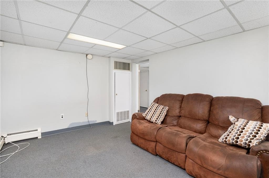 1040 Cranston Street photo 20