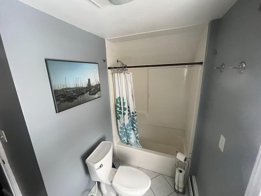 1040 Cranston Street photo 37