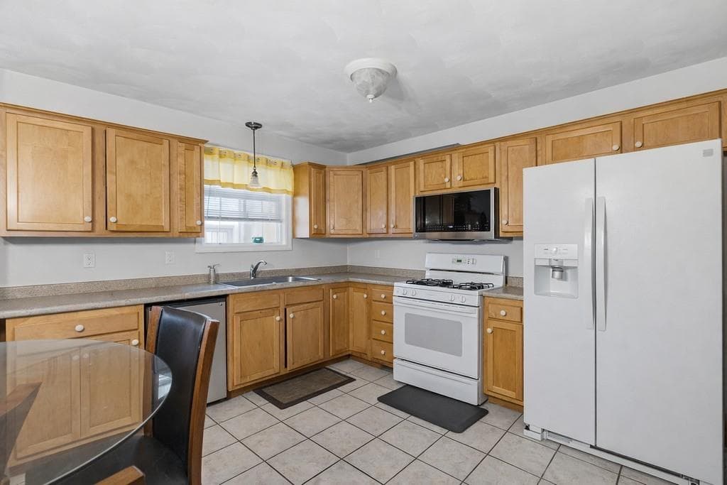 Condominium at 30 Foundry Street UNIT 5, Central Falls, photo 10 of 21
