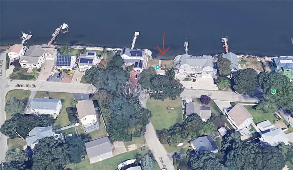 111 Charlotte Drive photo 3