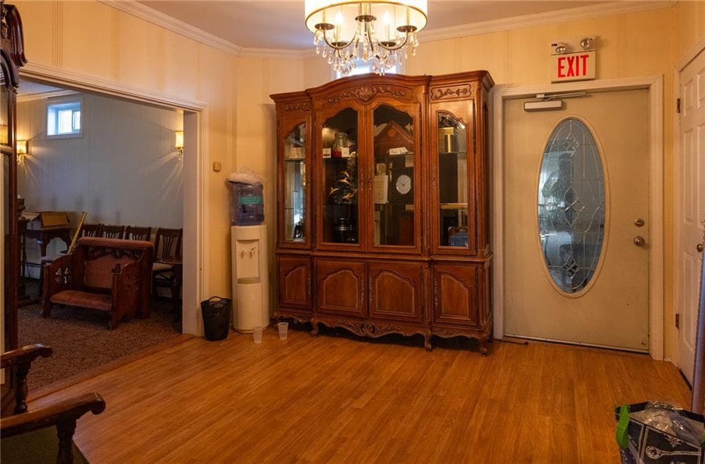 185 Spring Street photo 18