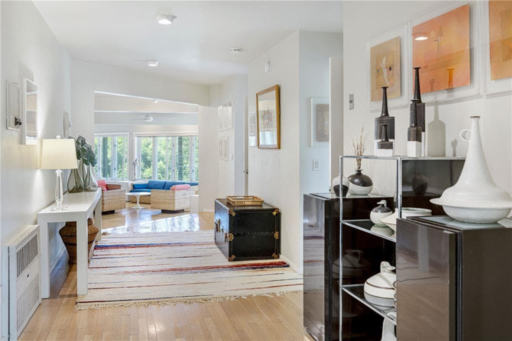 Single Family Residence at 76 Battery Lane, Jamestown, photo 21 of 36