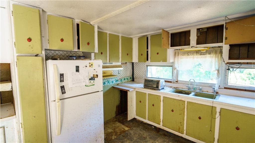 53 Maplewood Drive photo 3