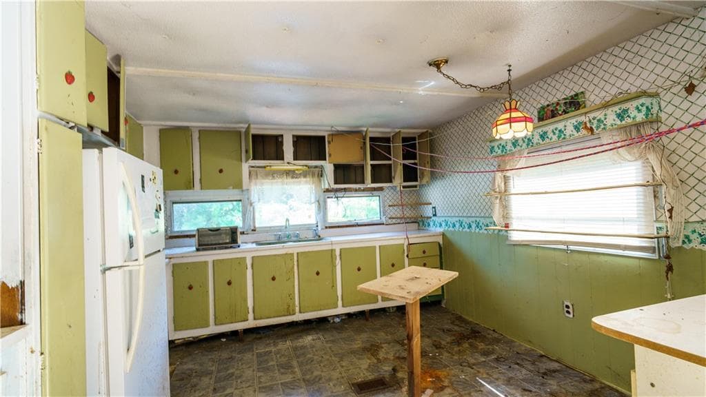 53 Maplewood Drive photo 4