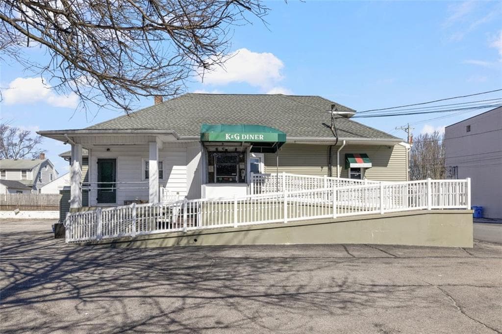1137 Charles Street photo 34