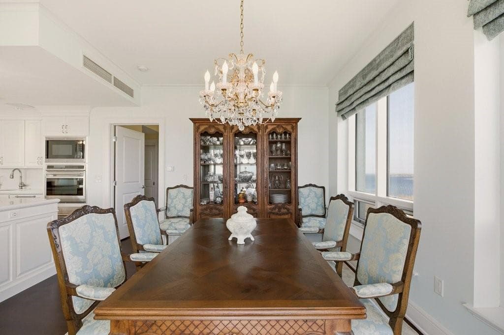 Condominium at 1 Tower Drive UNIT 1806, Portsmouth, photo 23 of 49