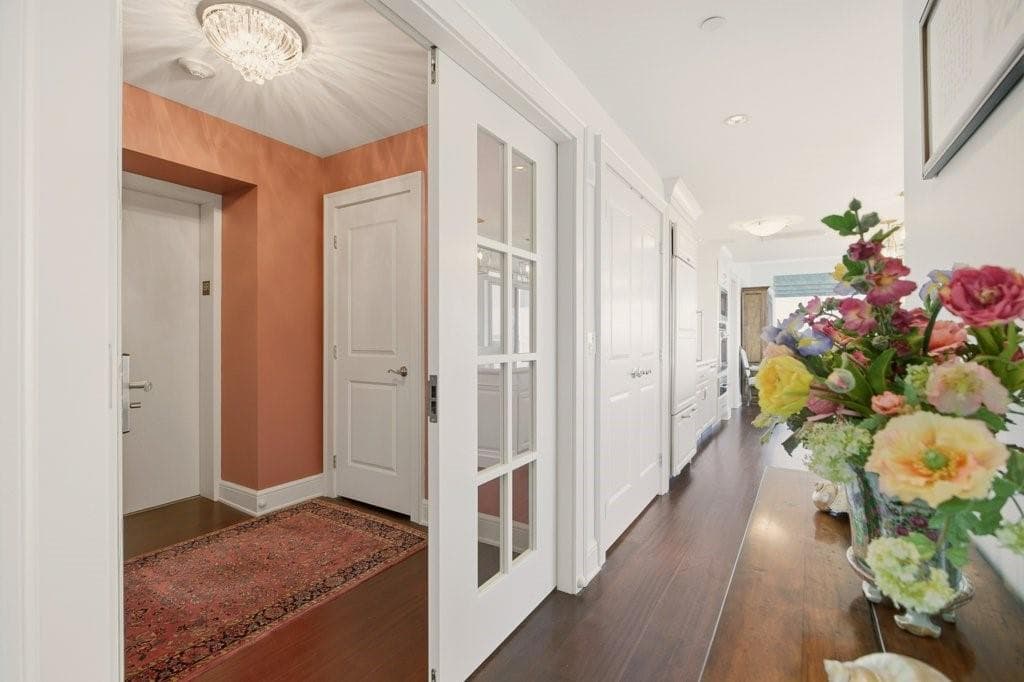 Condominium at 1 Tower Drive UNIT 1806, Portsmouth, photo 6 of 49