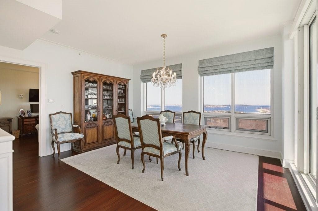 Condominium at 1 Tower Drive UNIT 1806, Portsmouth, photo 20 of 49