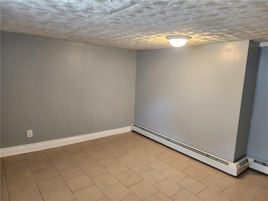 Single Family Residence at 20 Vanderwater Street, Providence, photo 22 of 29