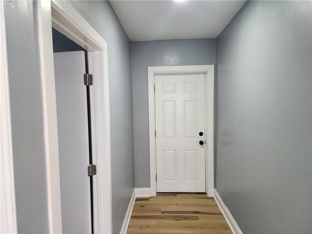 Single Family Residence at 20 Vanderwater Street, Providence, photo 14 of 29