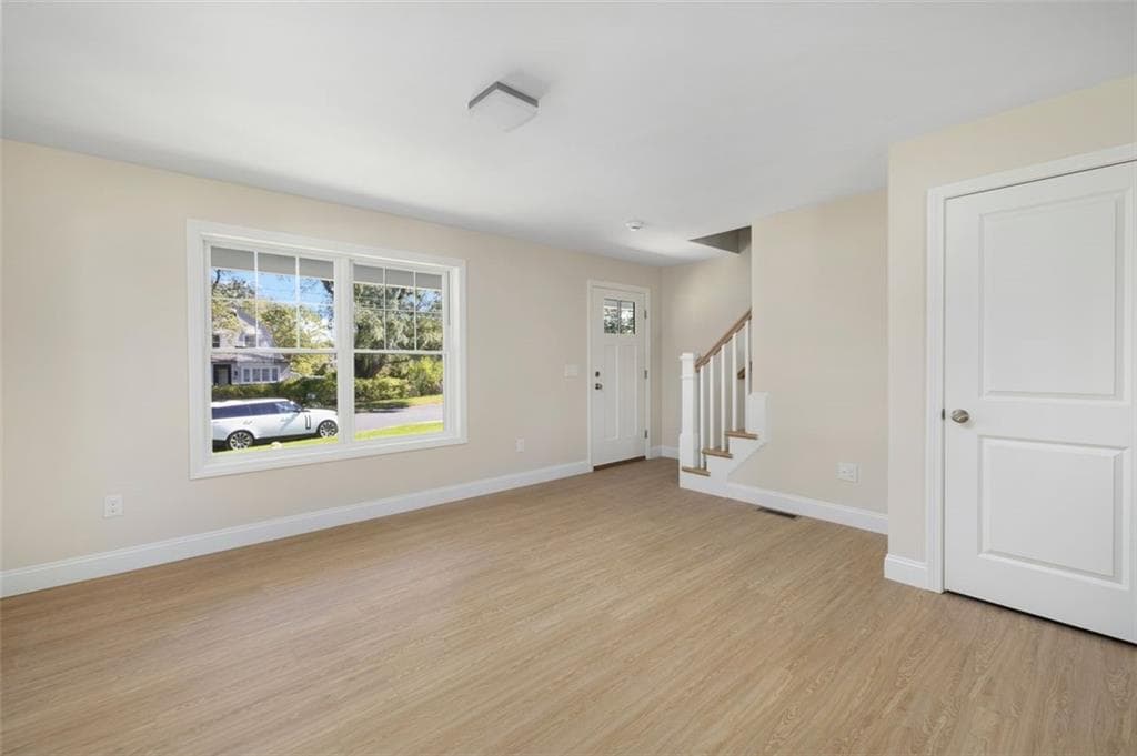 19 Wood Street UNIT A photo 6