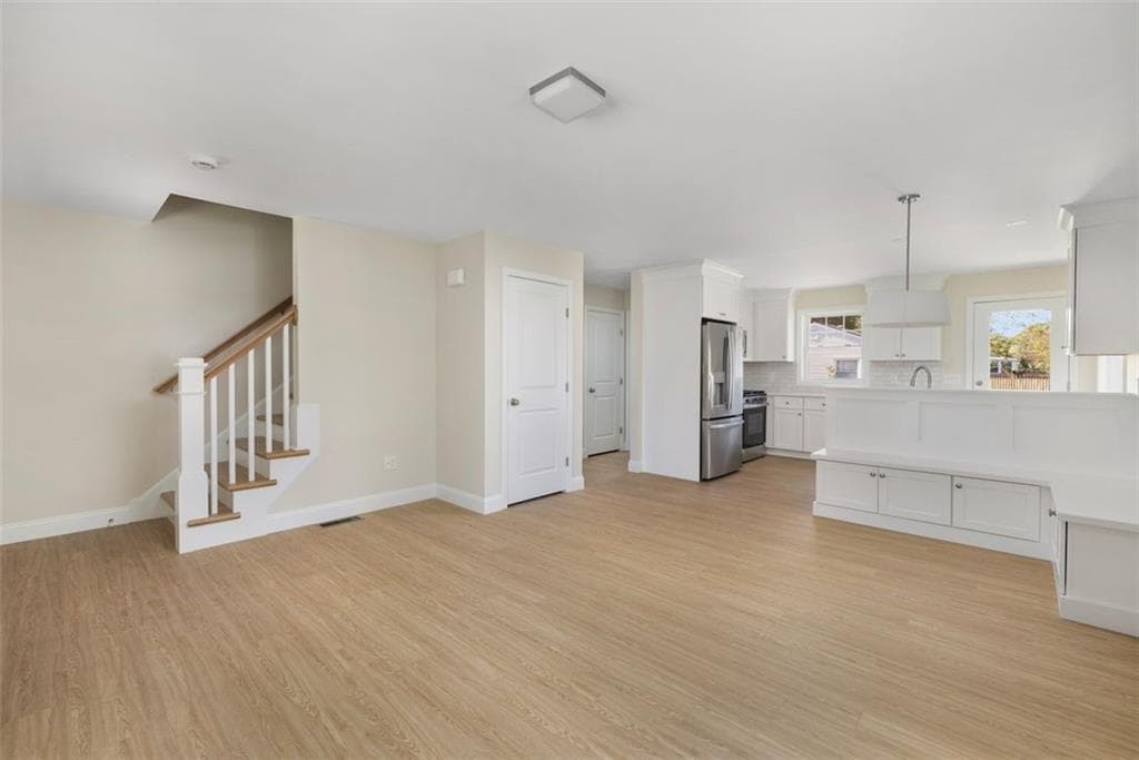 19 Wood Street UNIT A photo 4