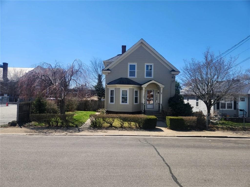 164 Morris Avenue photo 2