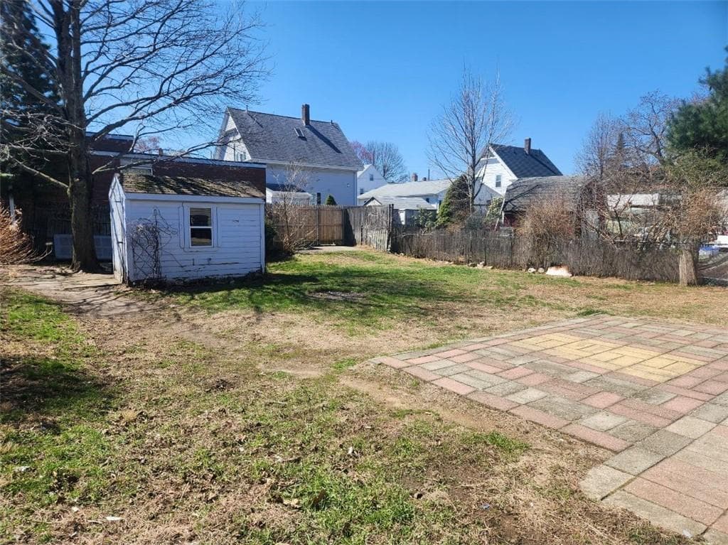164 Morris Avenue photo 7