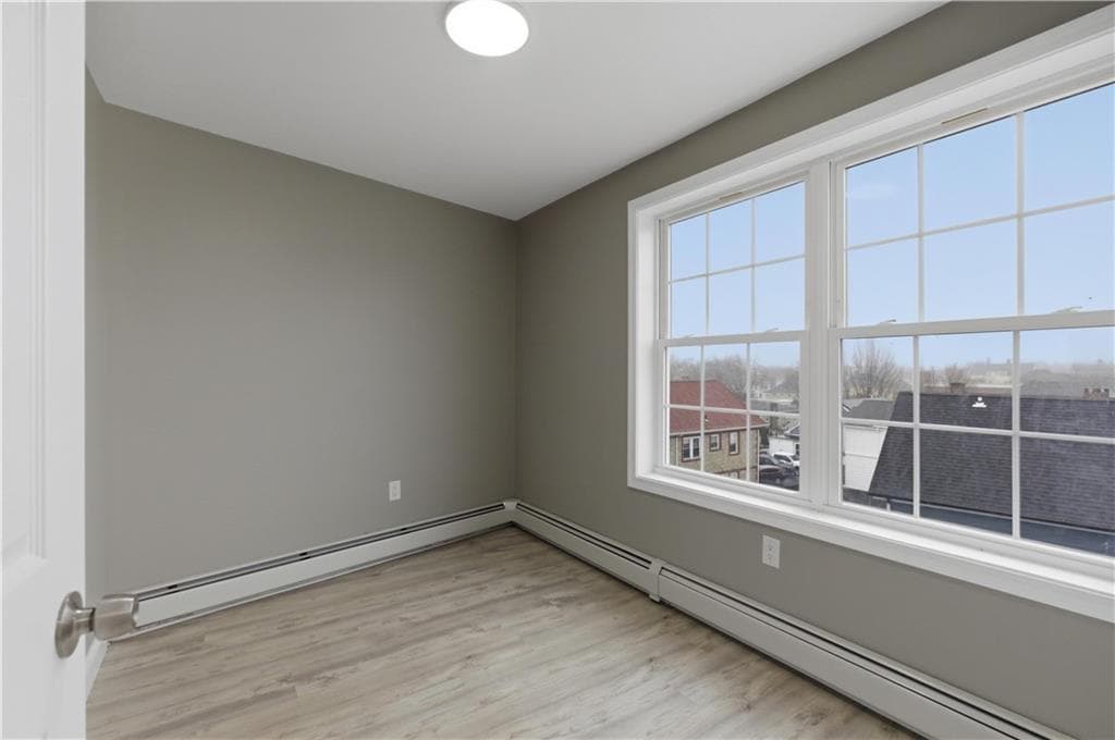 241 Pocasset Avenue photo 10