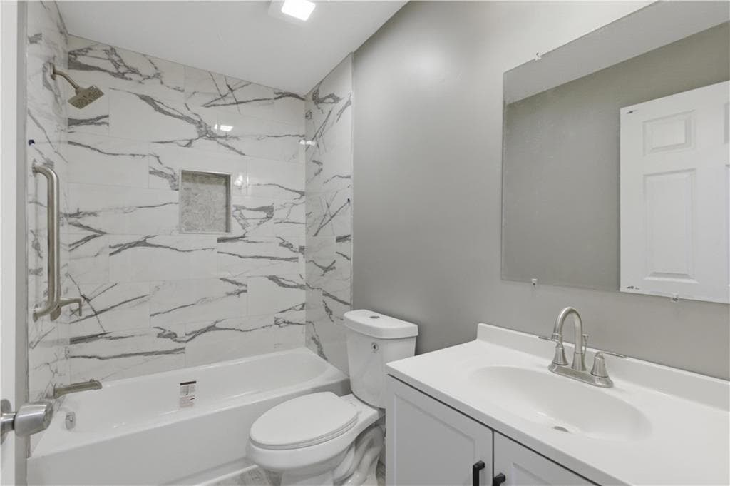 241 Pocasset Avenue photo 25