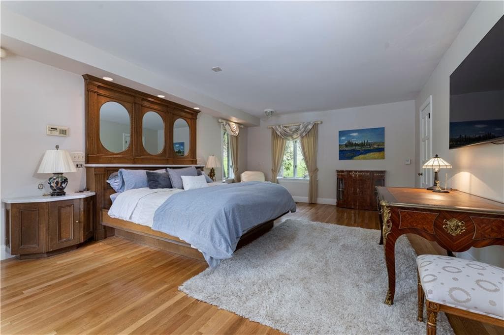 Single Family Residence at 136 White Birch Circle, Scituate, photo 34 of 47