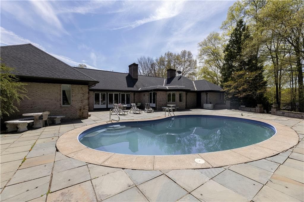Single Family Residence at 136 White Birch Circle, Scituate, photo 44 of 47