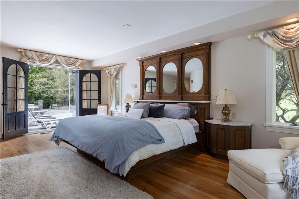 Single Family Residence at 136 White Birch Circle, Scituate, photo 35 of 47