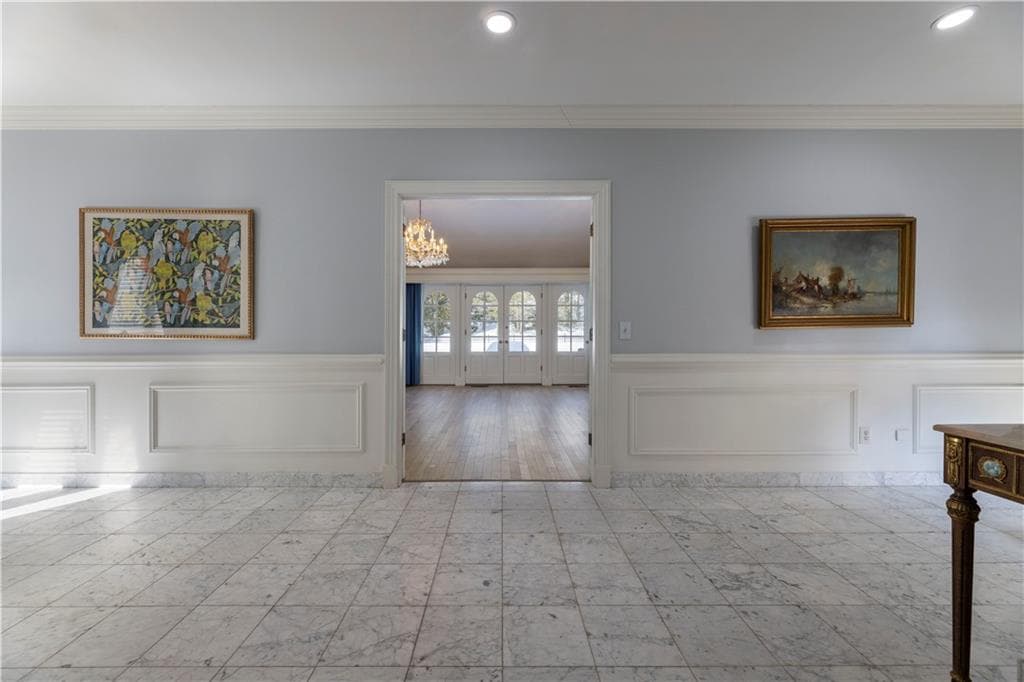 Single Family Residence at 136 White Birch Circle, Scituate, photo 4 of 47