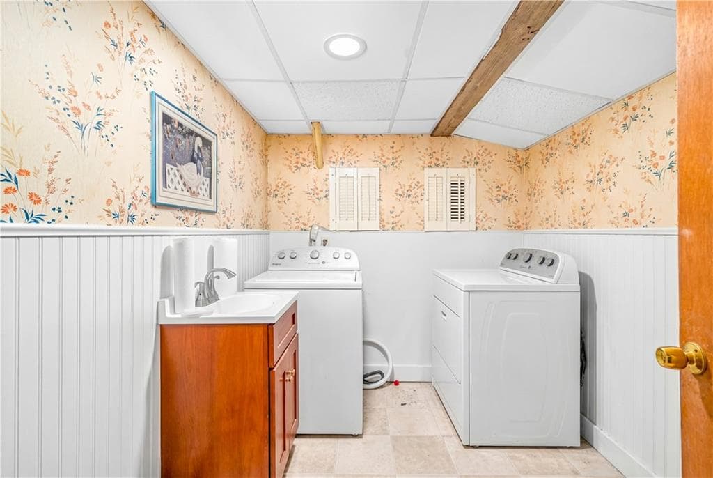 Single Family Residence at 30 Naples Avenue, Providence, photo 23 of 26