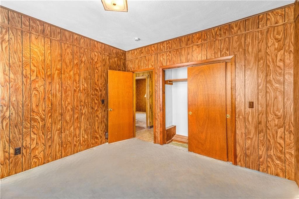 Single Family Residence at 30 Naples Avenue, Providence, photo 16 of 26