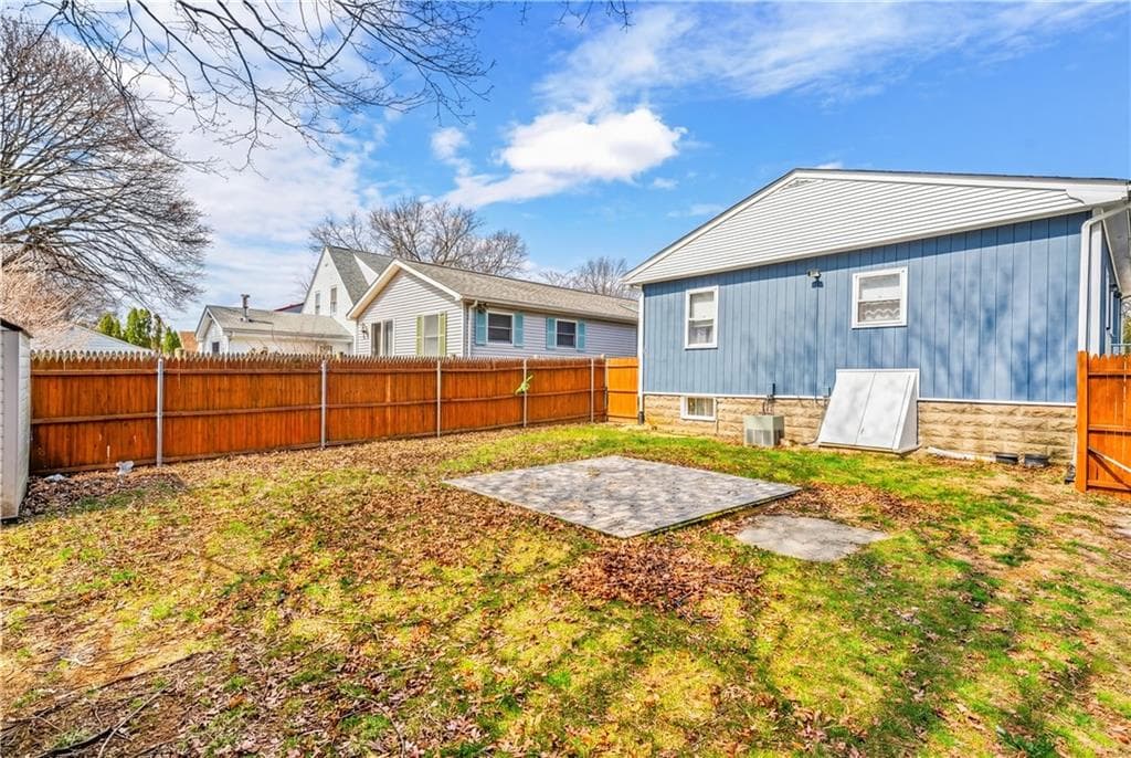 Single Family Residence at 30 Naples Avenue, Providence, photo 26 of 26
