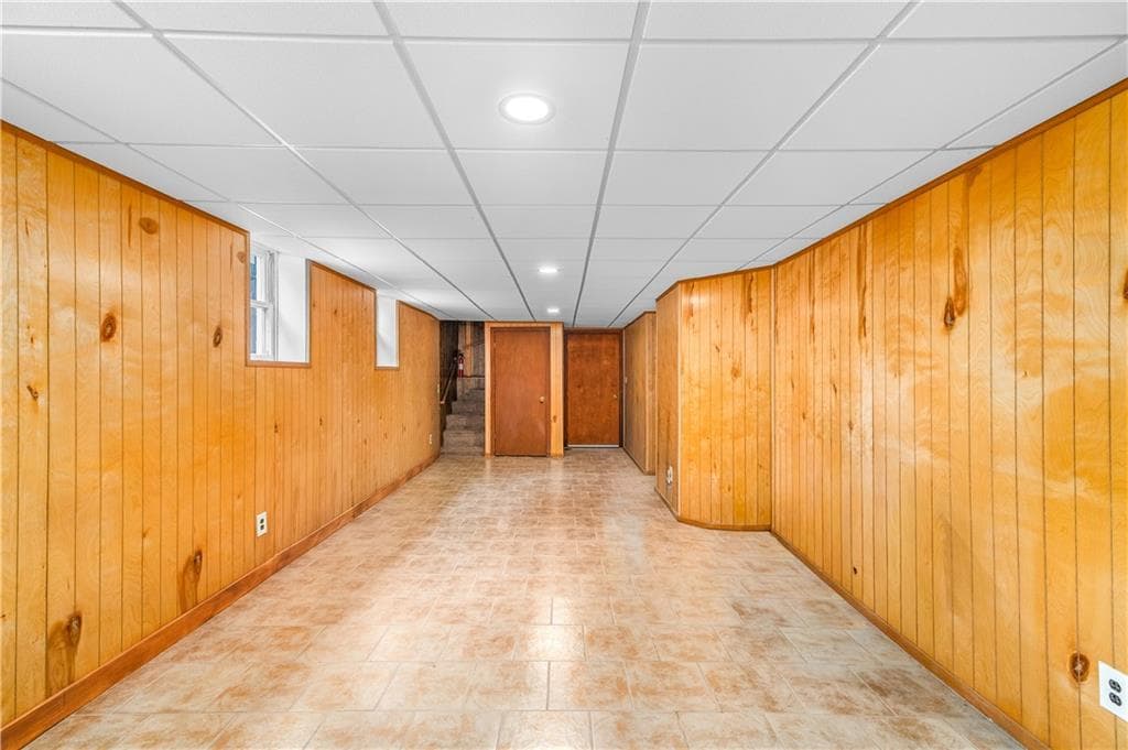 Single Family Residence at 30 Naples Avenue, Providence, photo 20 of 26