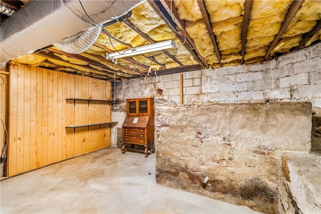 Single Family Residence at 30 Naples Avenue, Providence, photo 24 of 26