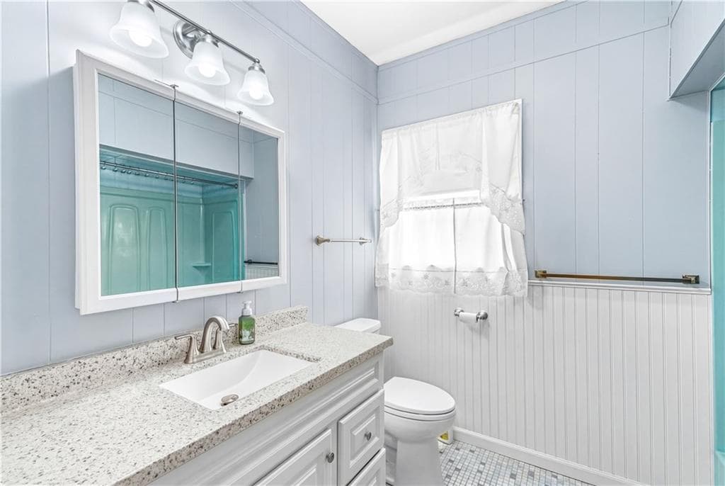 Single Family Residence at 30 Naples Avenue, Providence, photo 14 of 26