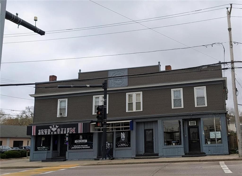 99 101 E Main Street