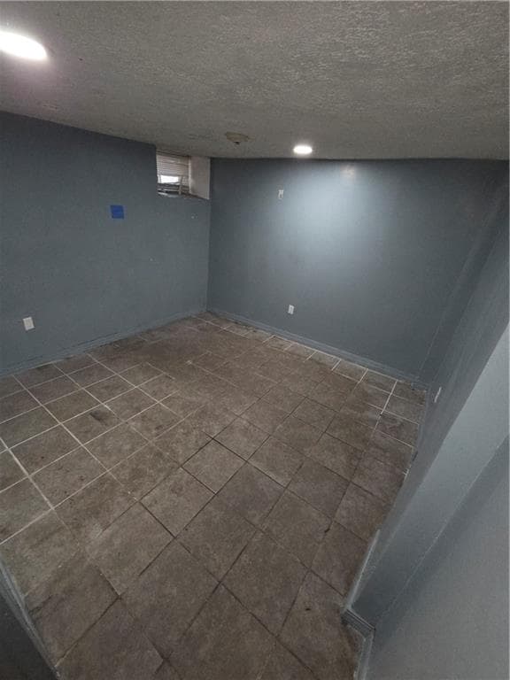 156 Lincoln Avenue photo 36