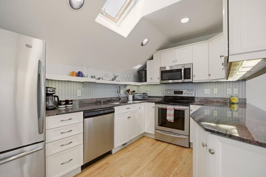 Single Family Residence at 35 Wild Cherry Drive, Little Compton, photo 23 of 40