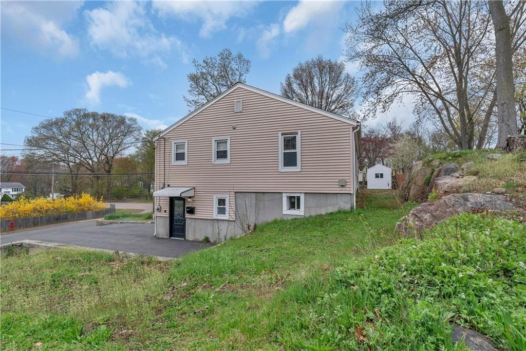 204 Talcott Street photo 43