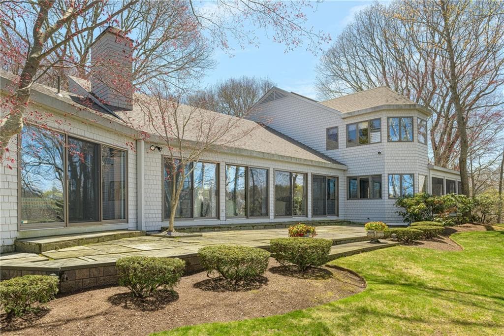 125 Woodruff Avenue photo 2