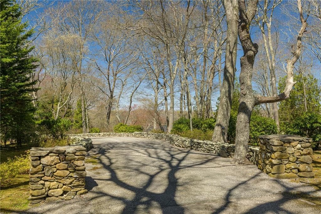 125 Woodruff Avenue photo 38