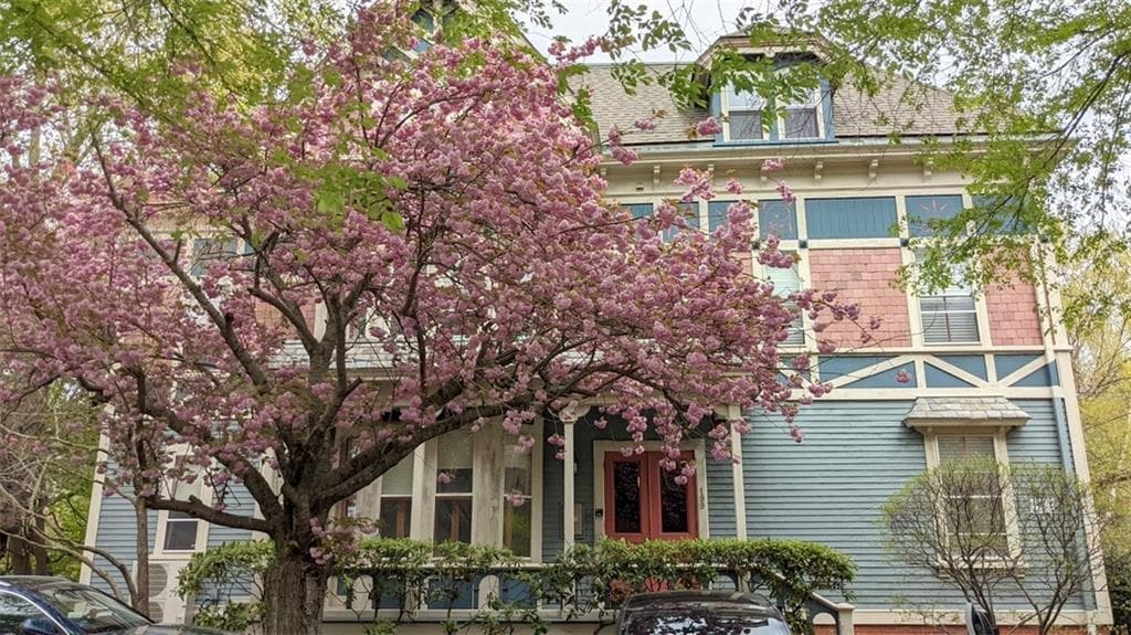 199 Brown Street UNIT 6