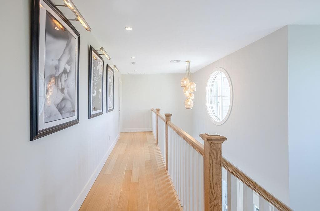 Single Family Residence at 99 Meadowlark Lane, Portsmouth, photo 25 of 49