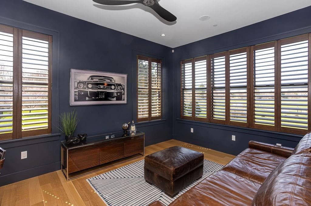 Single Family Residence at 99 Meadowlark Lane, Portsmouth, photo 21 of 49