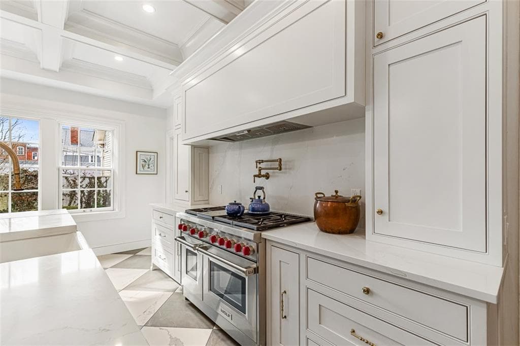 101 Congdon Street photo 17