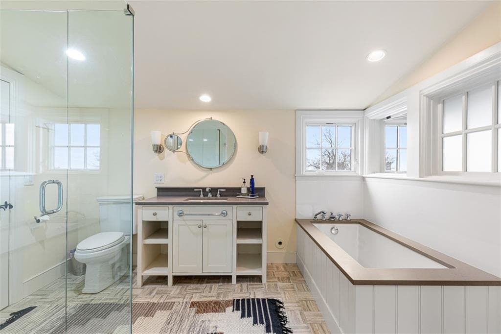 101 Congdon Street photo 43