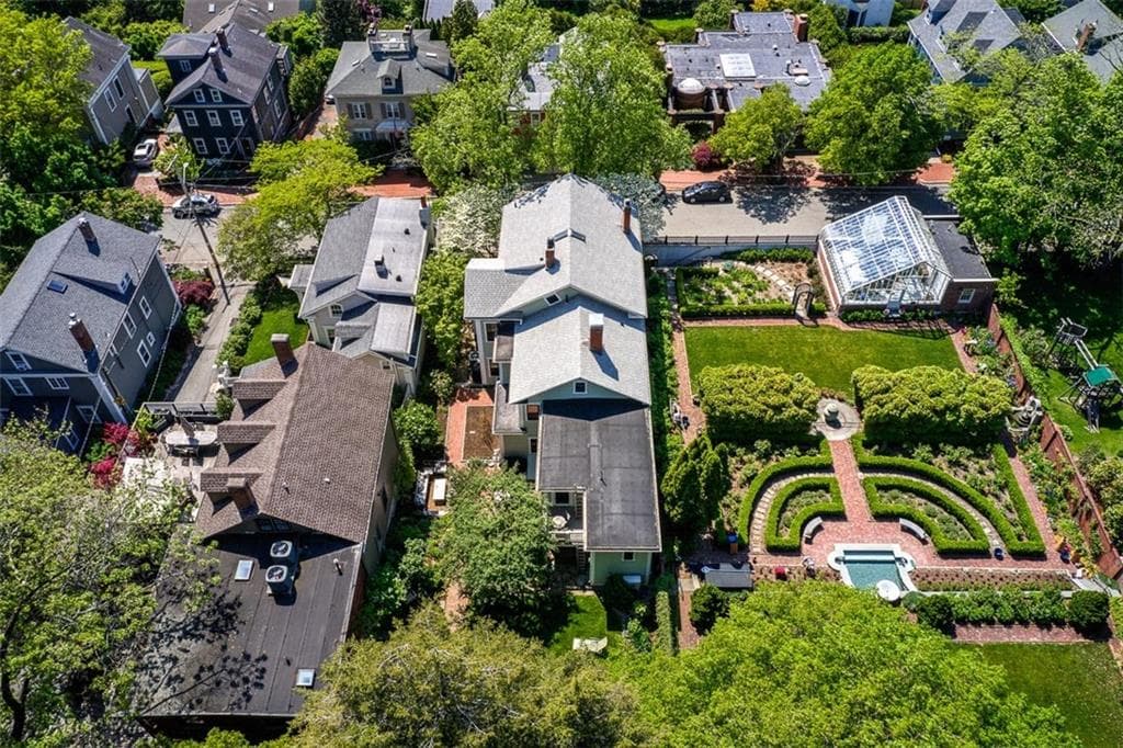 101 Congdon Street photo 50